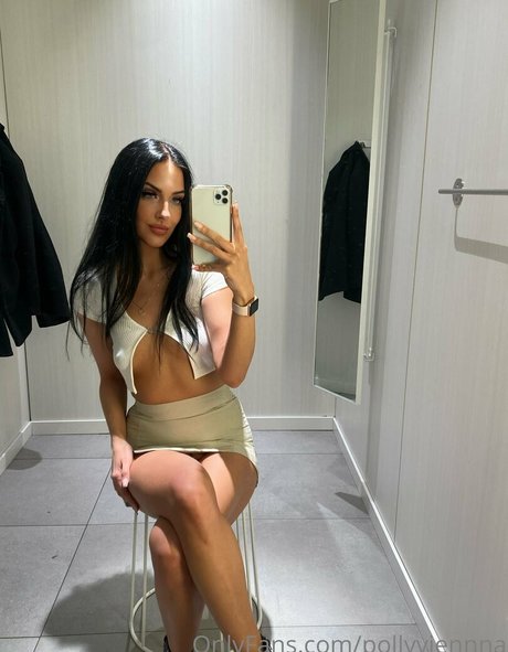 pollyviennna nudes actress pics