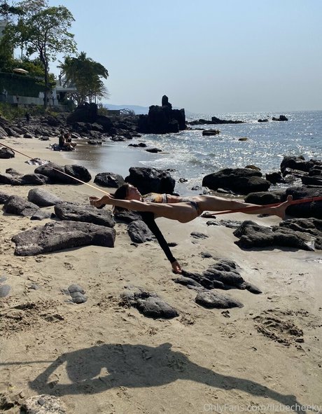 lizbecheeky star nudes image