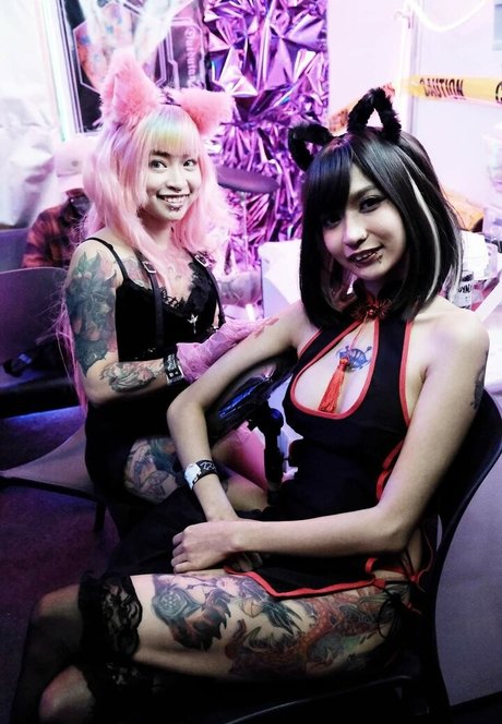 Zareen Quilop adult model picture