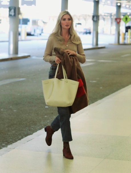 Ivanka Trump nude actress picture