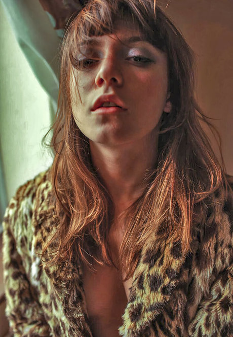 Ilgin Utin pornstar erotic images