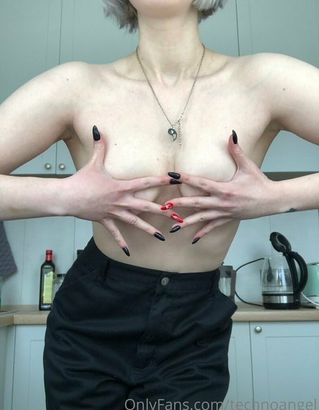 technoangel porn star pic