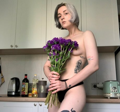 technoangel nude model image