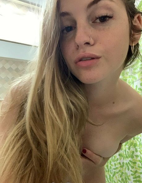 sofiasemine erotic pornstar pictures