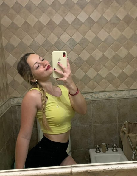 sofiasemine star perfect picture