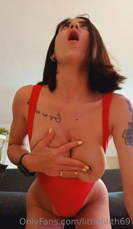 littlelilith69 top model img