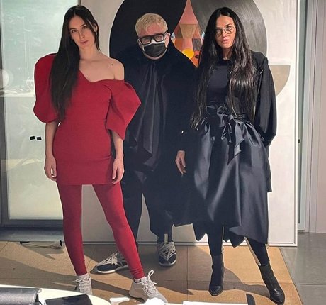 Scout Willis star erotic archive