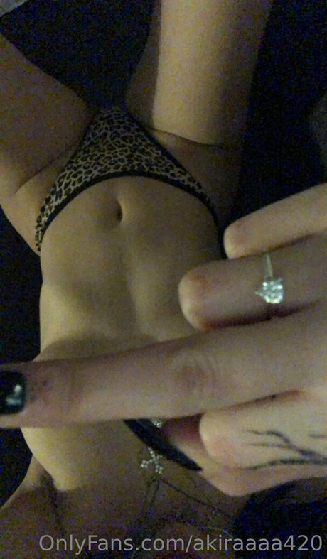 akiraaaa420 model erotic img