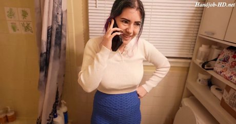 LilRedVelvettt free actress pictures