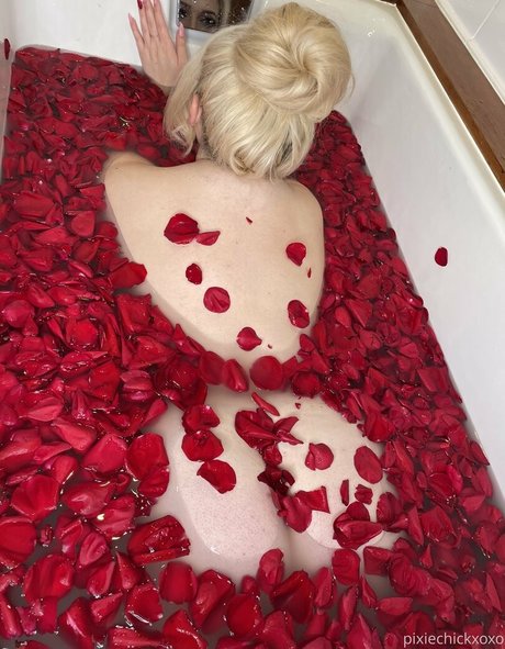 pixiechickxoxo model picture