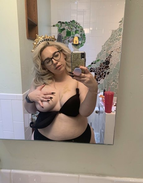 pixiechickxoxo nice actress pic