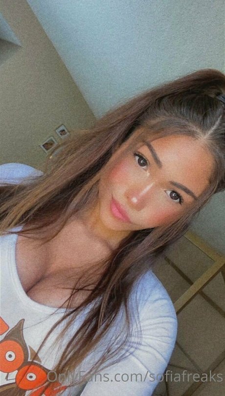 busty mom onlyfans hot porn picture