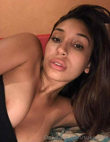 sukiwaifu erotic actress photos