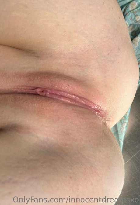 innocentdreamsxo star adult picture