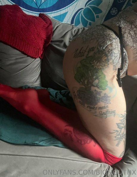 bigmouthx nudes model gallery