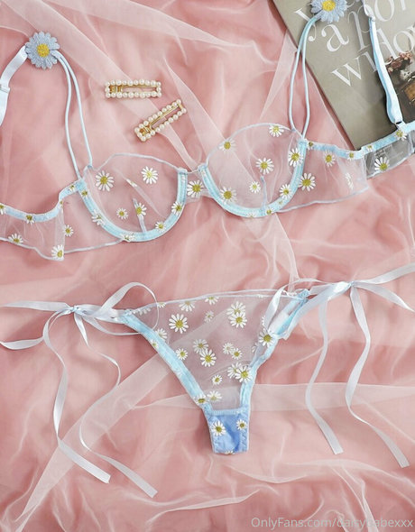 daisybabexxx model xxx images