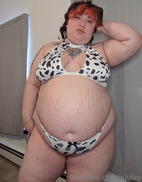 iklutzy model sex pictures