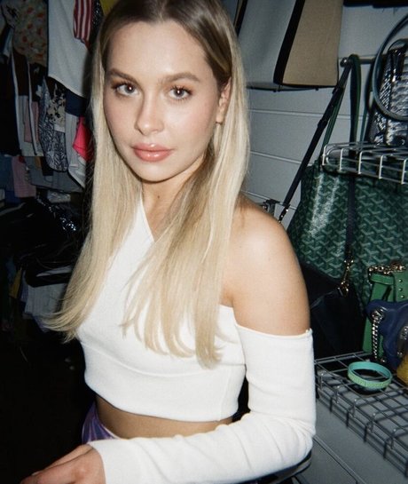 Natasha Bure porn actress pic