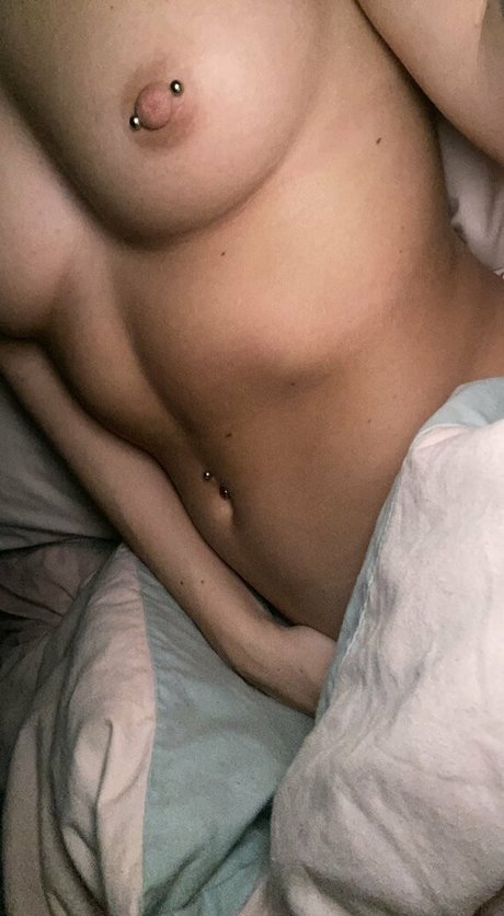 CloeGrey hot actress image