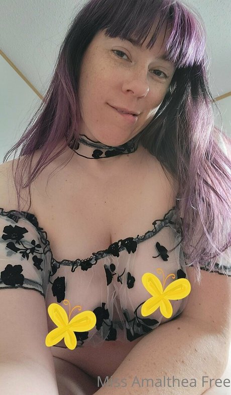 miss amalthea free nude model pic