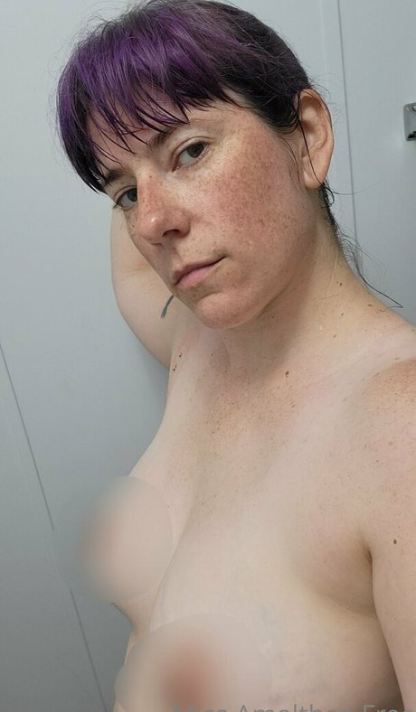 miss amalthea free erotic model gallery