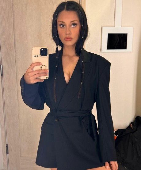 Yvette Monreal free actress archive