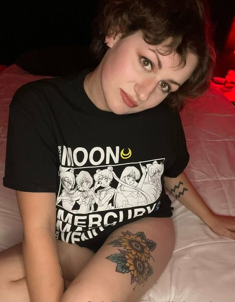 littlemsluna star sexy photos