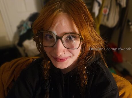 nsfwgoth best star pic