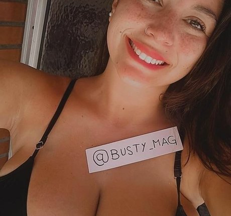 Busty Magazine model naked img