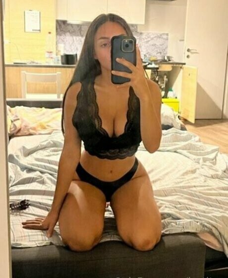 justitsx porn actress pic