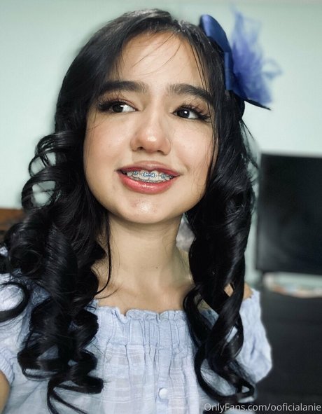 ooficialanie art actress picture