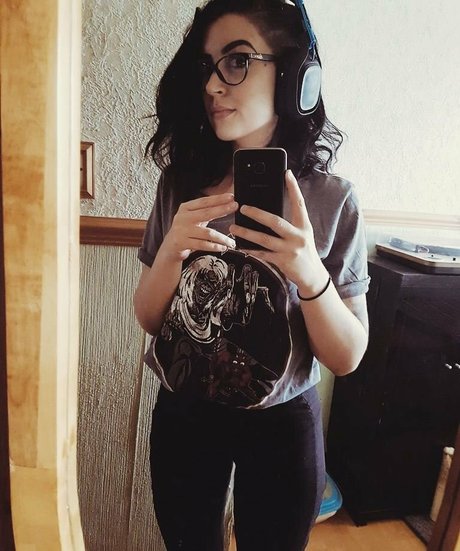 Sooshikitty exclusive pornstar pic