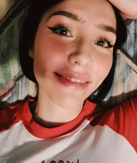 Boobra nice model image