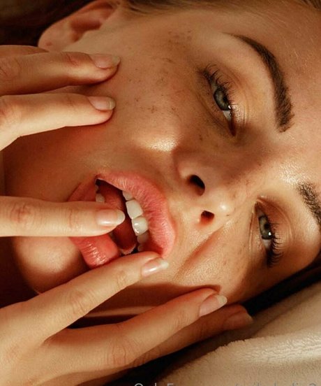 erikahelin2 model nude gallery