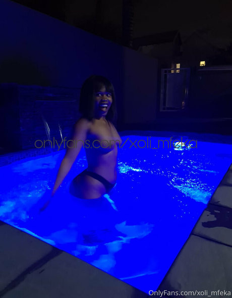 Xoli Mfeka sexy star pic