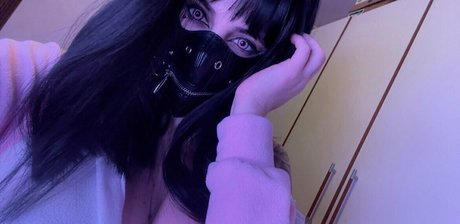 xScammy star xxx image