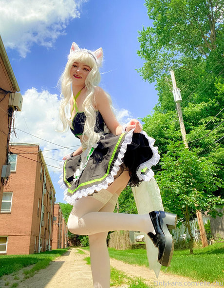 elle chu pornstar nude images