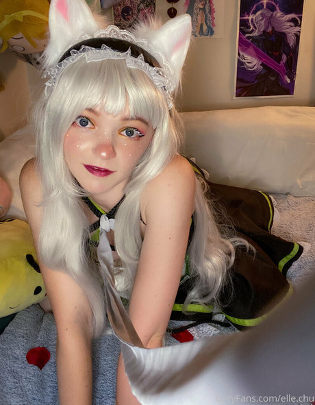 elle chu sexy actress img