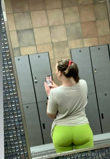 avamaeve_ erotic actress photo