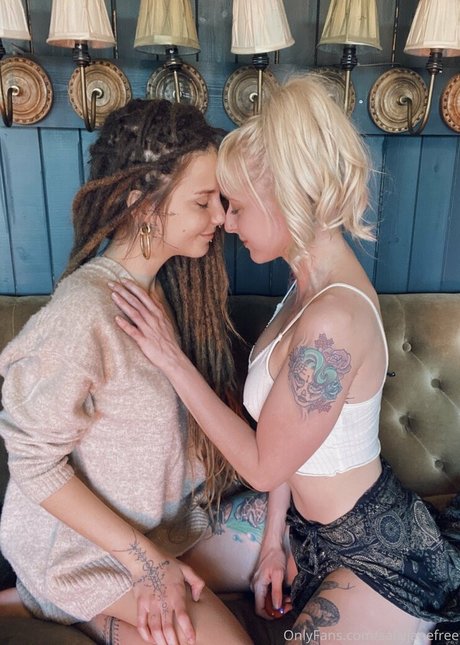 sallyskinkyside free actress image