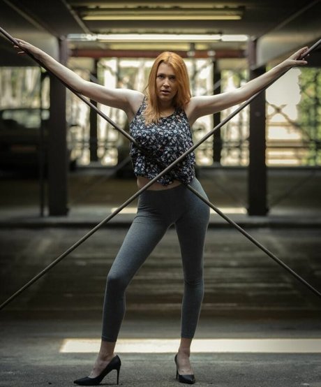 Lady lotti model pretty pics