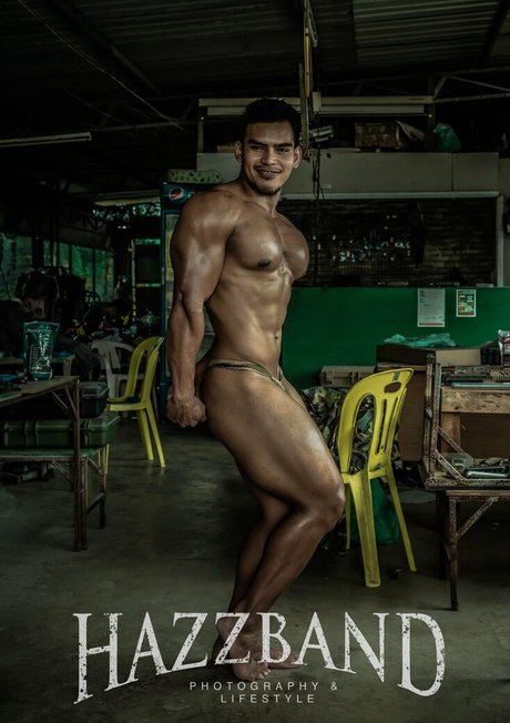 hazzbandexclusive model free galleries