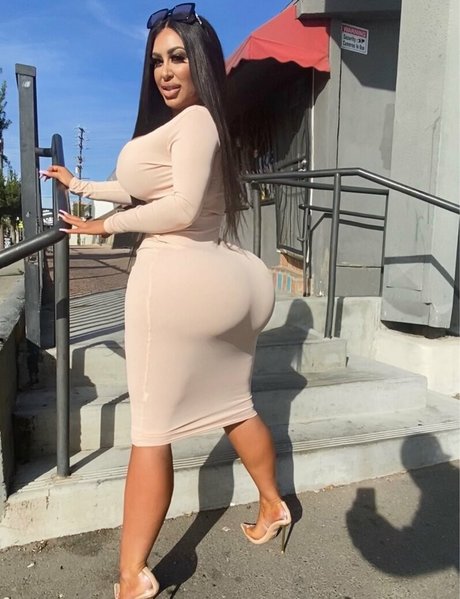 mssnewbooty pornstar high quality galleries