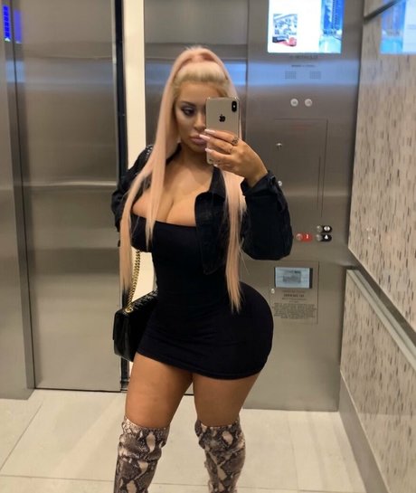 mssnewbooty perfect actress img