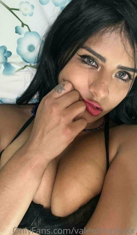 valentinaskyxx star hd pics