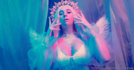 moonlunaaaaaa erotic pornstar picture