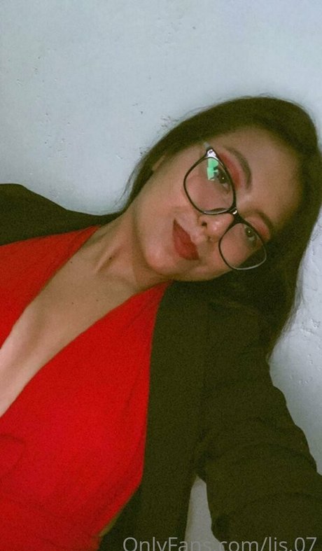 lis 07 beautiful pornstar pictures