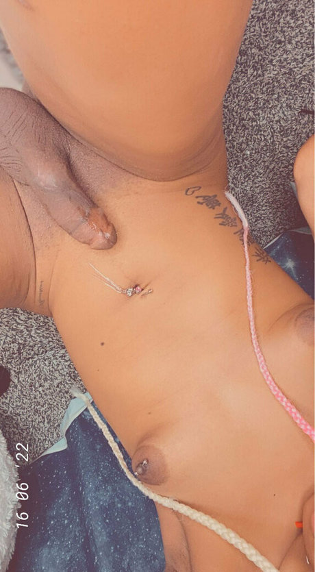 Cloudy Vi free model gallery