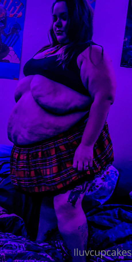 iluvcupcakes pretty actress image