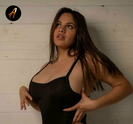 zisulei xxx pornstar pics